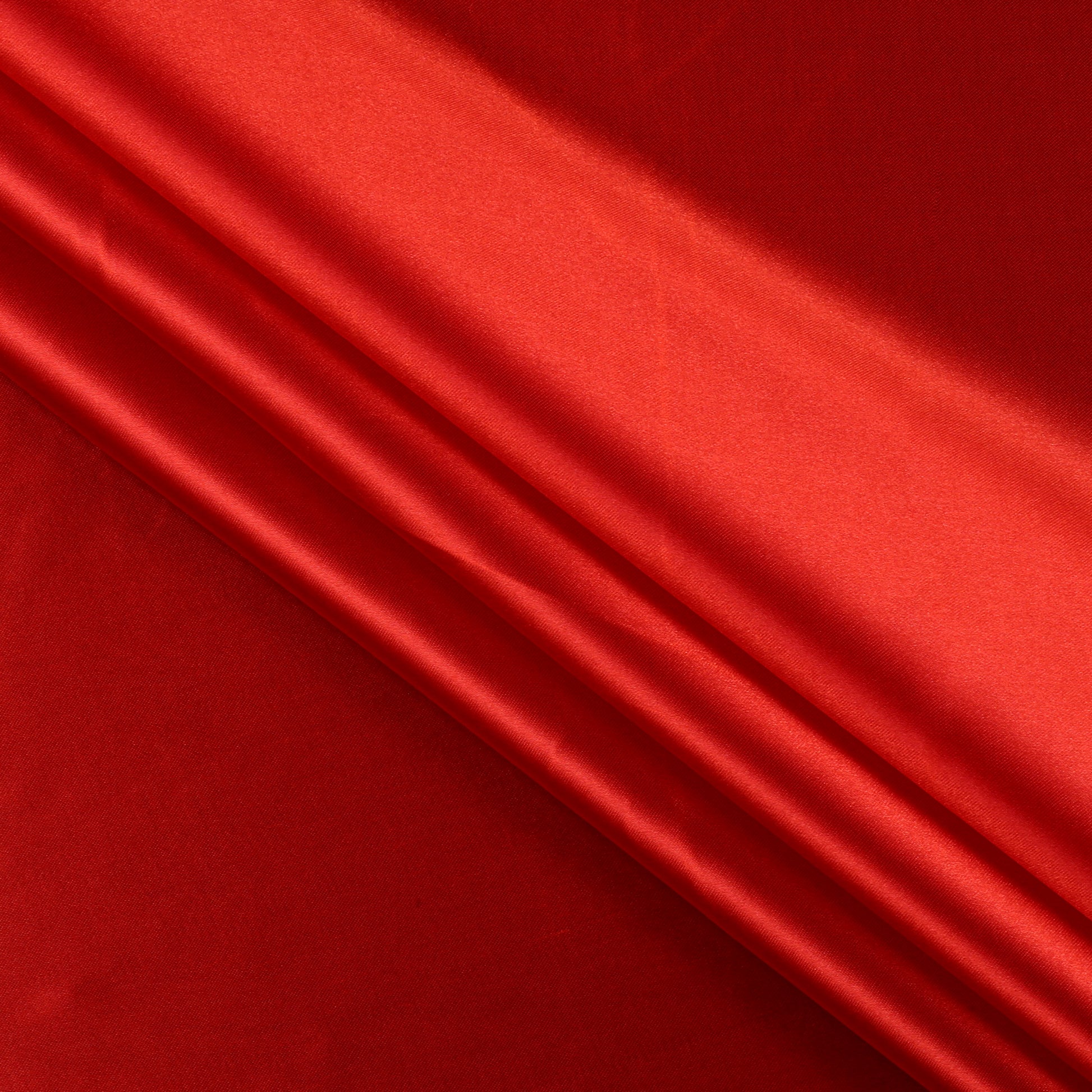 Red,25dd5d29-5f99-488e-ade0-d9a7d7c95888