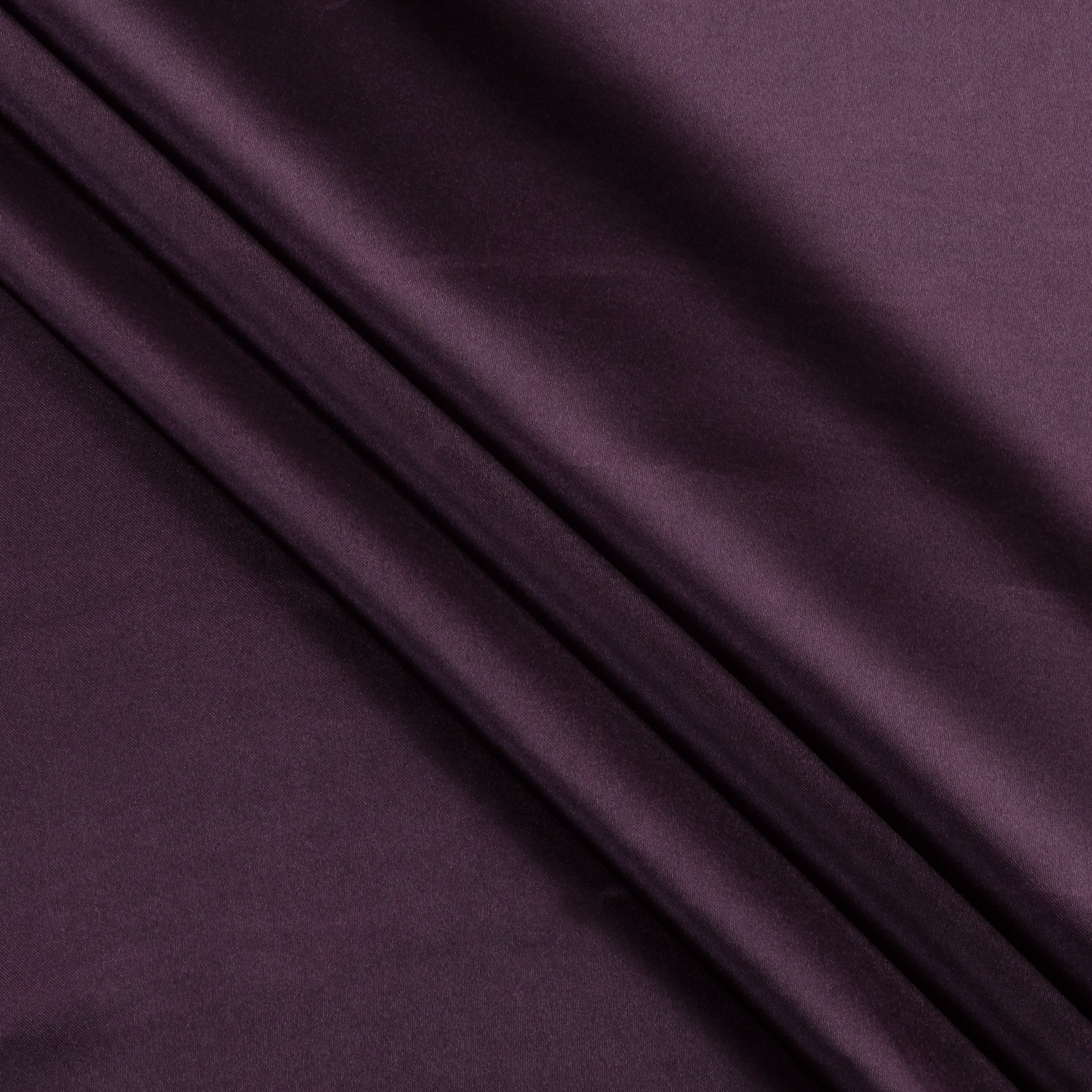 Plum,fedefdeb-2fdf-44b9-ab03-0a842e3eb702